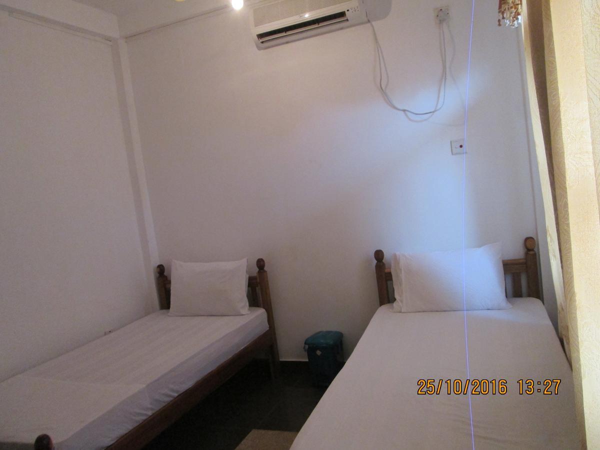 Hotel Blue Whale Τζάφνα Εξωτερικό φωτογραφία