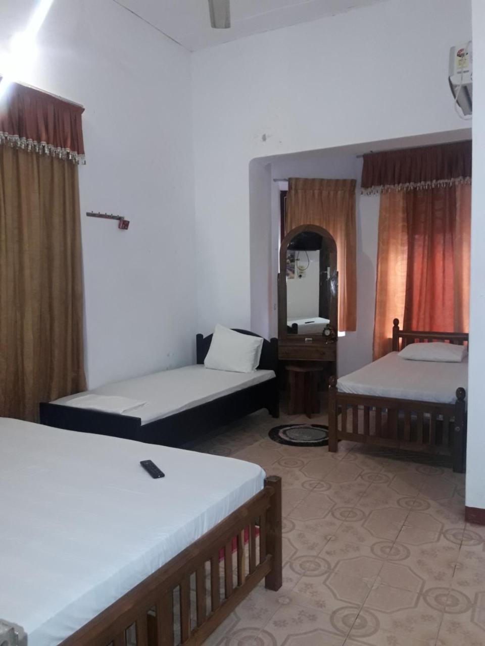 Hotel Blue Whale Τζάφνα Εξωτερικό φωτογραφία
