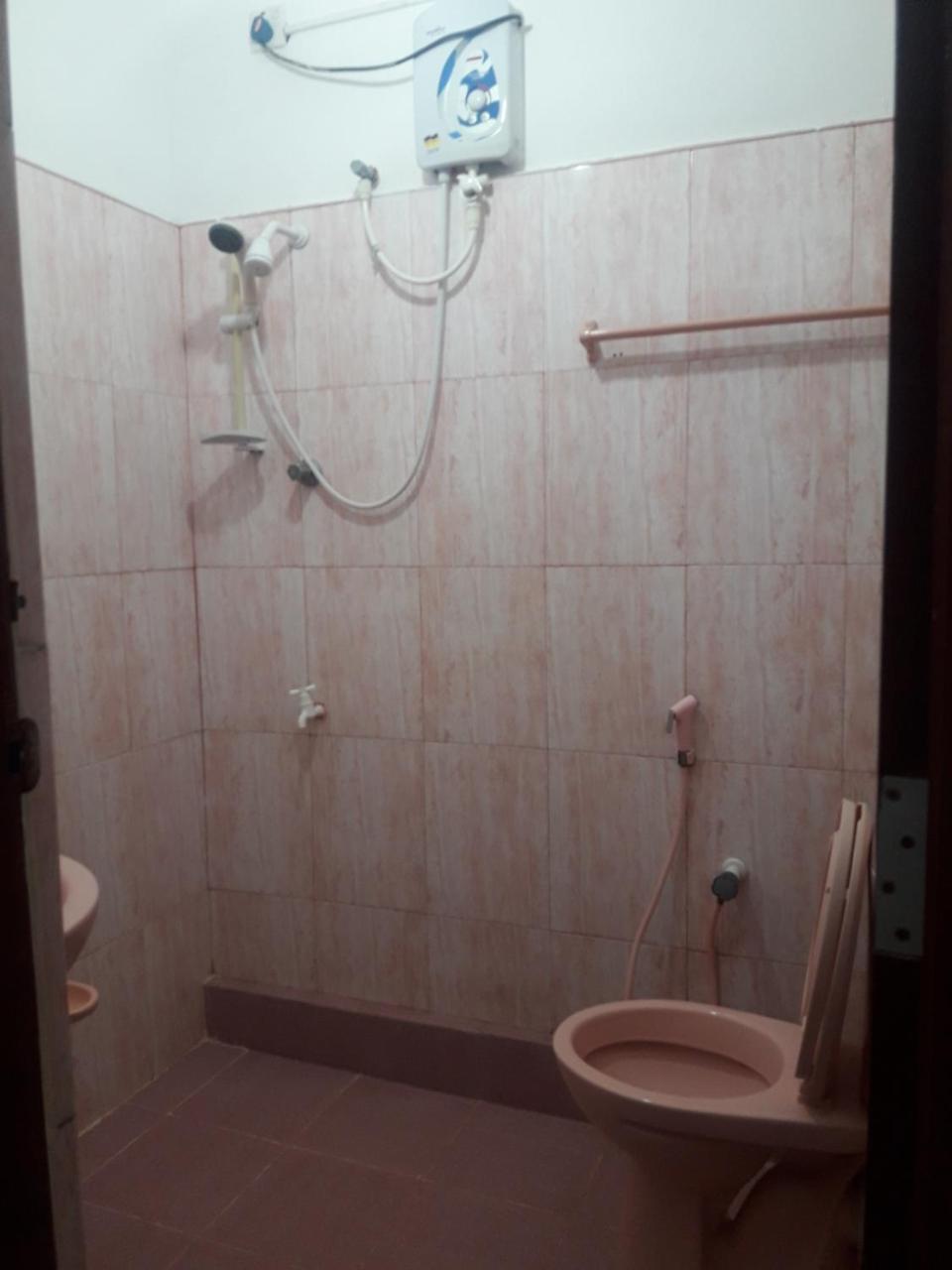 Hotel Blue Whale Τζάφνα Εξωτερικό φωτογραφία